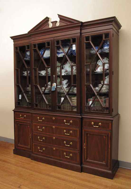 Appraisal: MAHOGANY CHINA CABINET BY WHITE FURNITURE CO Two piece cabinet