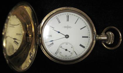 Appraisal: karat yellow gold pocket watch Elgin Circular heavily chased foliate