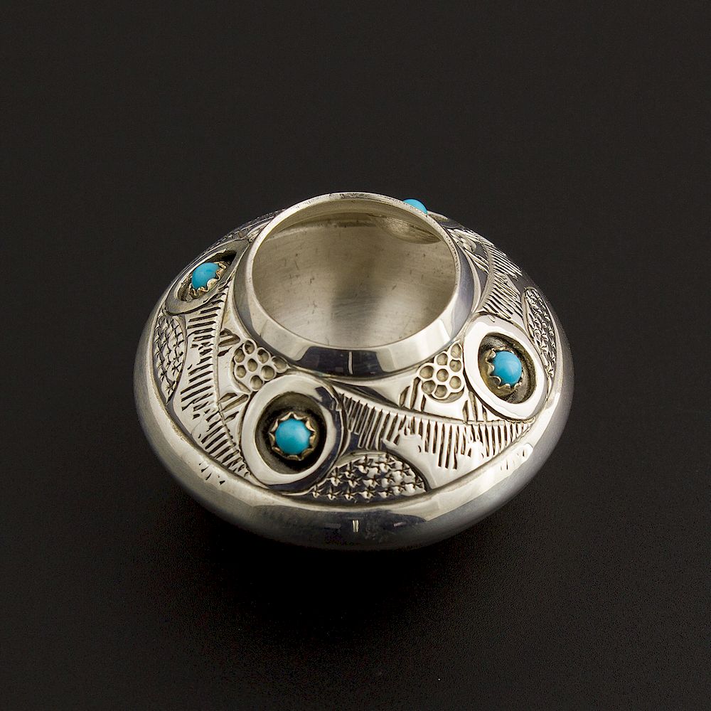 Appraisal: Miniature Sterling Silver Seed Pot Miniature Sterling Silver Seed Pot