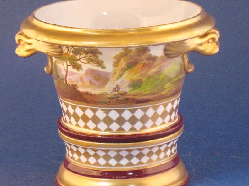 Appraisal: A TH CENTURY CHAMBERLAINS WORCESTER STYLE URN AND STAND the