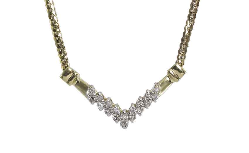 Appraisal: K GOLD DIAMOND CHEVRON NECKLACE K yellow gold necklace contains