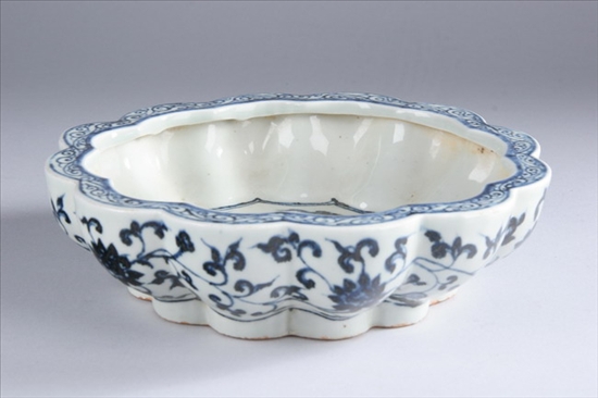 Appraisal: CHINESE BLUE AND WHITE PORCELAIN DRAGON BOWL - in diam