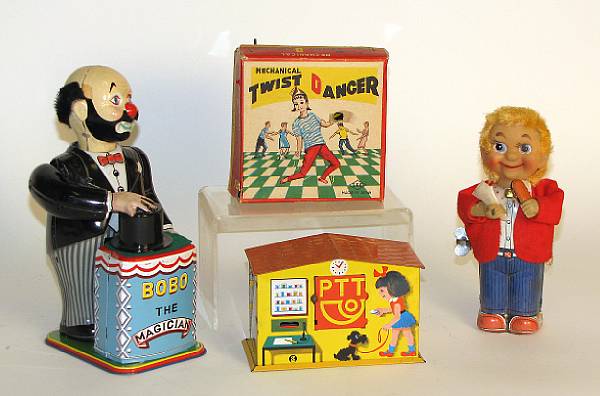 Appraisal: Japanese tin toy accumulation An assortment of clockwork and articulated