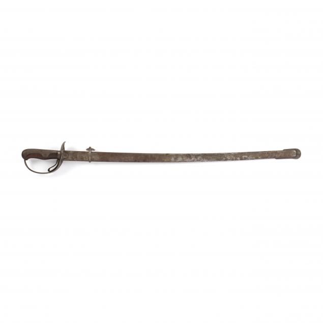 Appraisal: JAPANESE M CAVALRY SABER Arsenal number on ricasso slightly curved