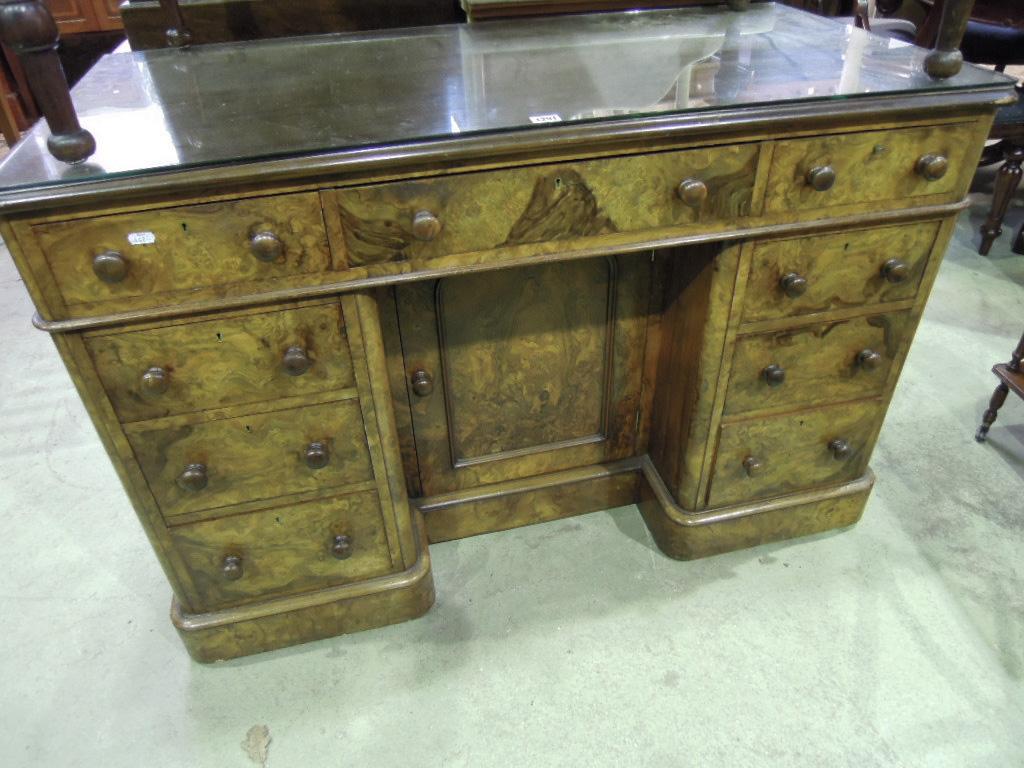 Appraisal: A Victorian walnut pedestal dressing table by Maple Co with