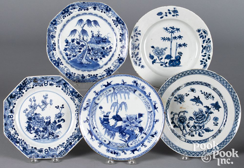 Appraisal: Five Chinese export blue and white plates Five Chinese export