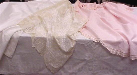 Appraisal: Table linens four cloths including square with mosaic lace classical