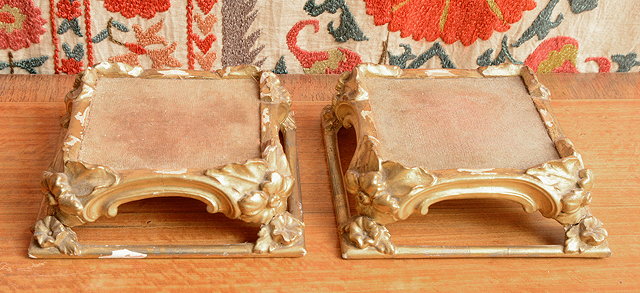 Appraisal: A PAIR OF SQUARE GILTWOOD STANDS wide