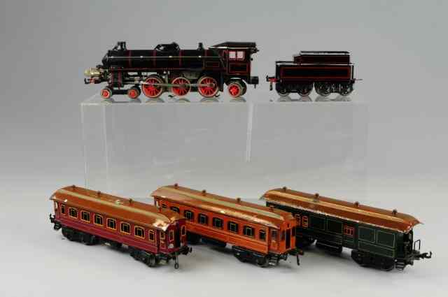 Appraisal: BING 'O' GAUGE TRAIN SET Includes - - volt III