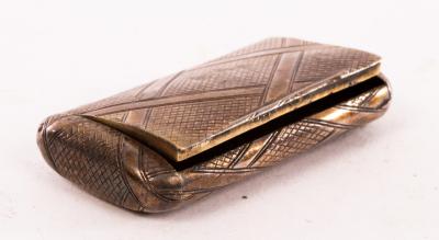 Appraisal: A George III silver snuff box WE London with hinged