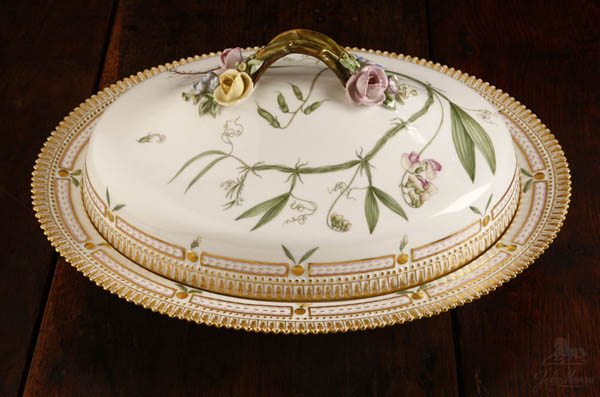 Appraisal: Royal Copenhagen Flora Danica covered serving dish Royal Copenhagen Flora