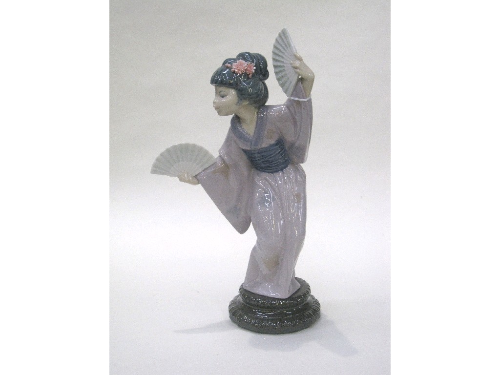 Appraisal: Lladro figure of a Geisha with fans