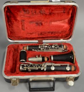 Appraisal: Noblet Paris France clarinet with nickel silver keys in fitted