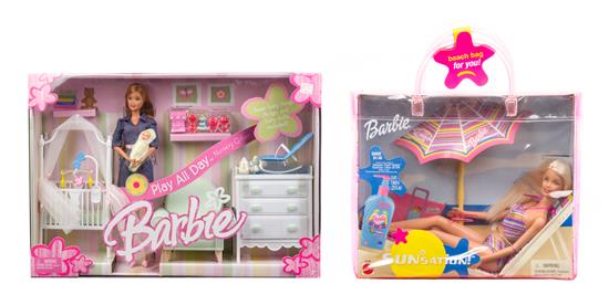 Appraisal: Sale Lot Two Modern Barbie Giftsets model g including Sunsation