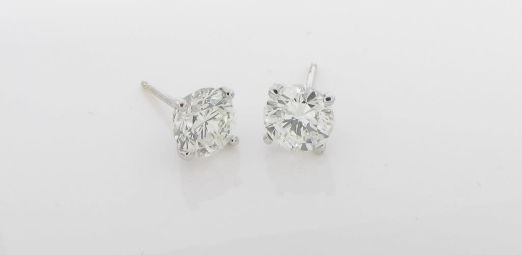 Appraisal: A pair of K white gold mounted diamond stud earrings