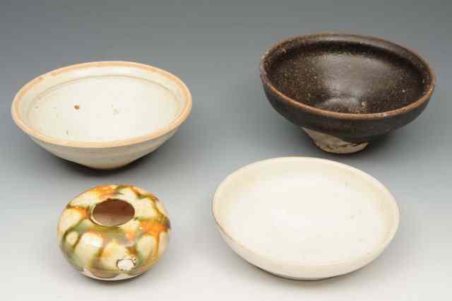 Appraisal: A COLLECTION OF FOUR SMALL CHINESE SUNG AND TANG DYNASTY