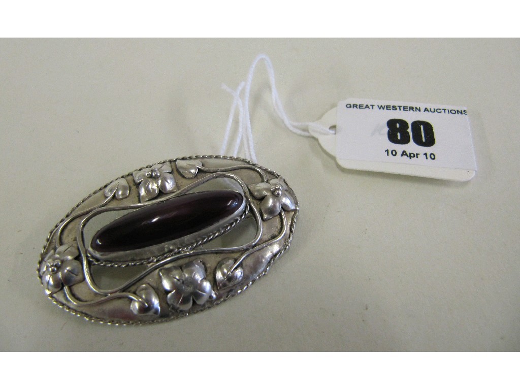 Appraisal: Art Nouveau silver stone set brooch of oval form with