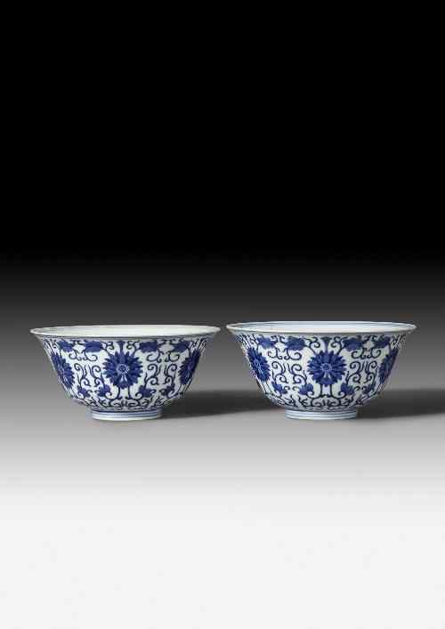 Appraisal: Three Chinese porcelain blue and white 'Lotus Scroll' bowls ins