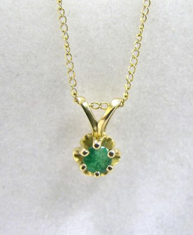 Appraisal: k Yellow Gold Emerald Pendant