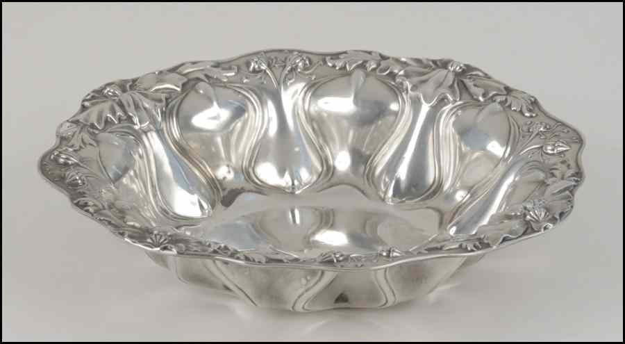 Appraisal: AMERICAN ART NOUVEAU STERLING SILVER BOWL '' x '' Wt