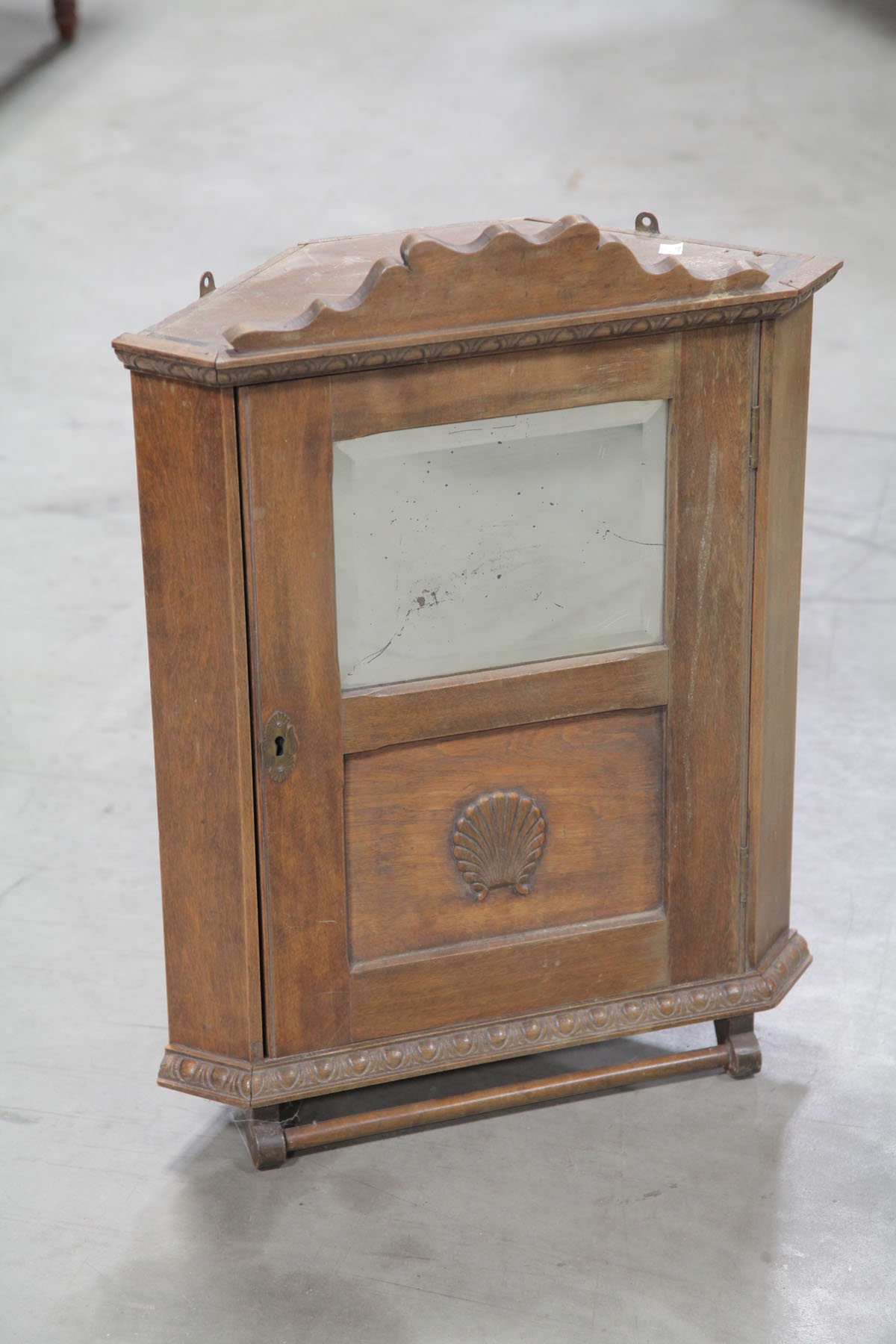 Appraisal: HANGING MEDICINE CORNER CABINET American early th century Walnut cabinet