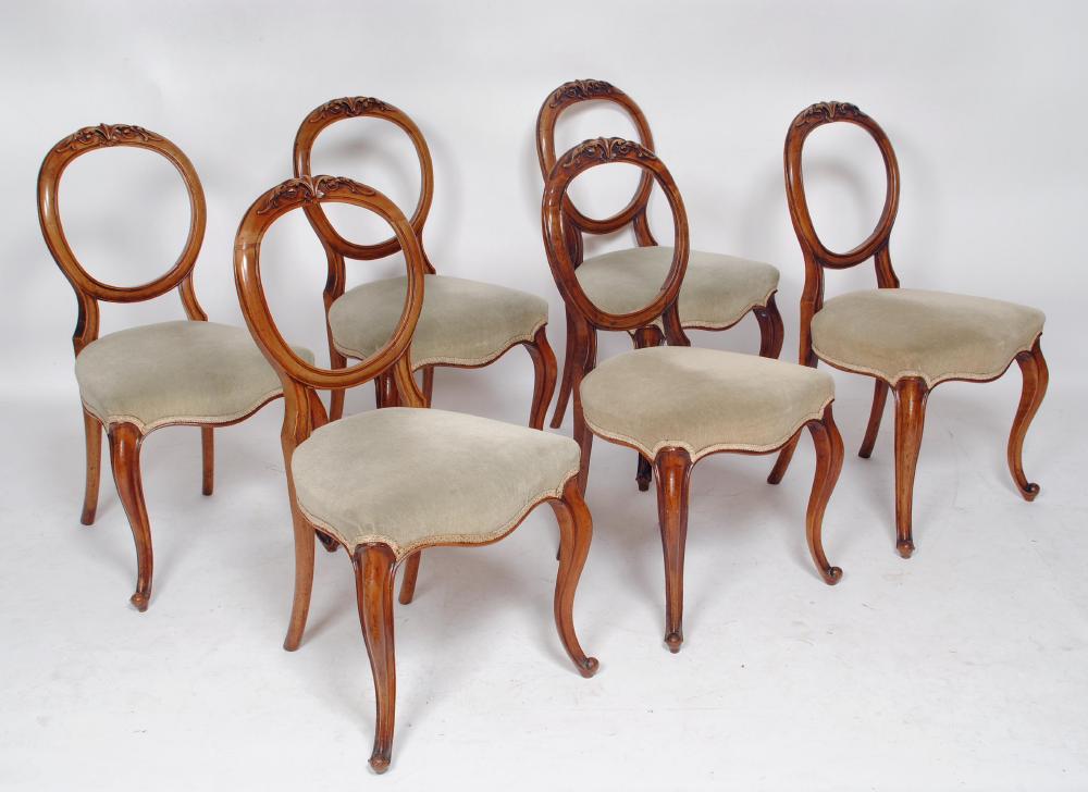 Appraisal: A SET OF SIX VICTORIAN WALNUT DINING CHAIRS the open