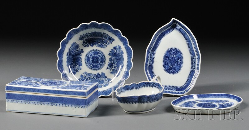 Appraisal: Five Blue Fitzhugh Decorated Porcelain Items China th century a