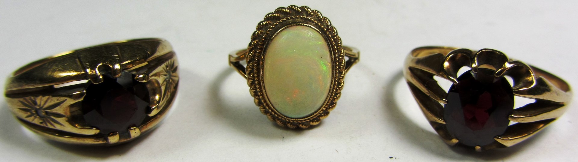 Appraisal: A ct gold ring mounted with an oval opal a