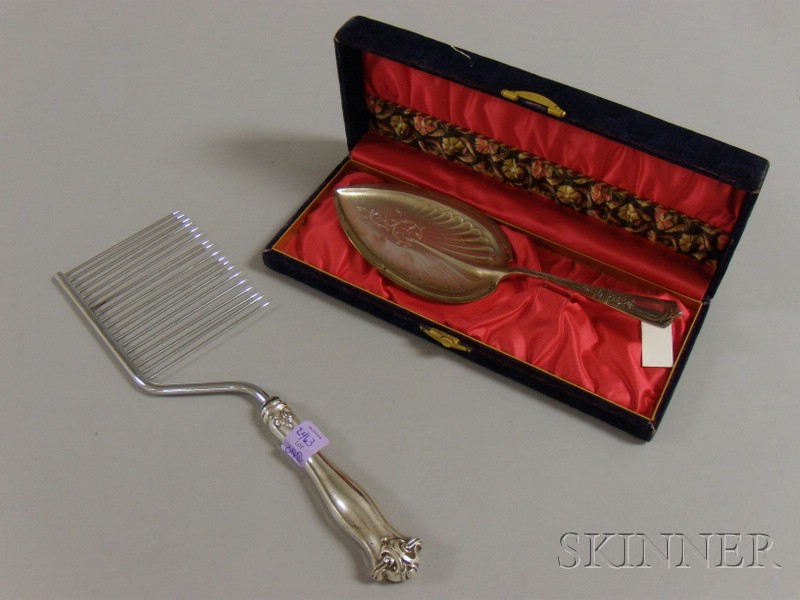 Appraisal: Sterling Silver Angel Cake Cutter and Cased Pie Server