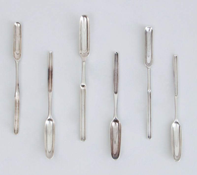 Appraisal: SIX AMERICAN OR ENGLISH SILVER MARROW SCOOPS The one American