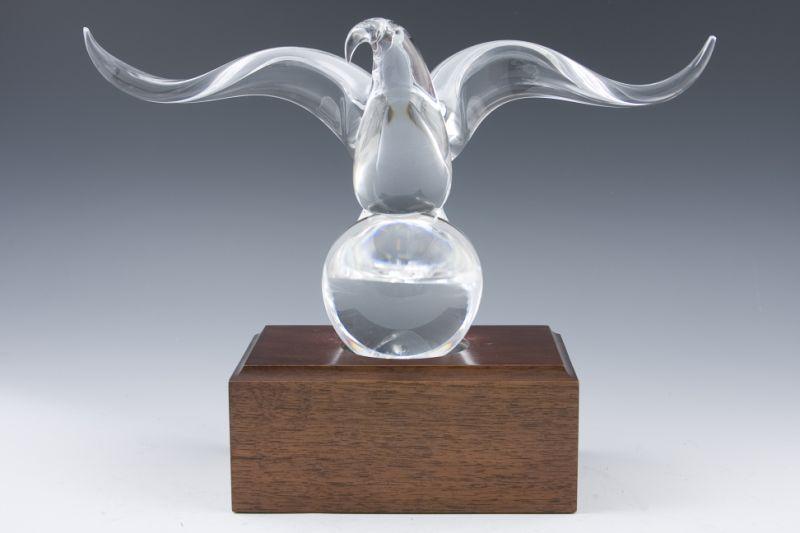 Appraisal: Steuben Crystal Eagle full bodied figurine with wing span poised