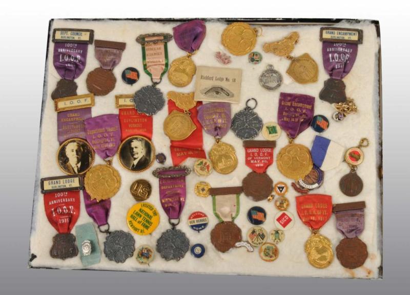 Appraisal: Lot of Political Buttons and Ribbons Description Includes over Condition