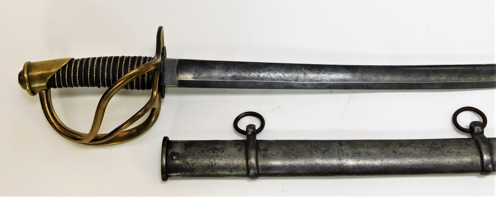 Appraisal: AMERICAN CIVIL WAR CAVALRY SWORD United States - Finely shaped