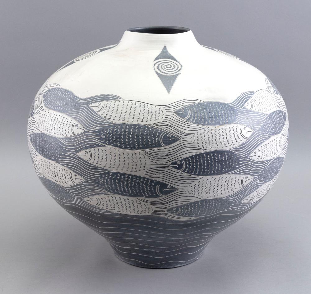 Appraisal: MELISSA LESLIE GREENE AMERICA B VASE IDLUK FABULOUS FISH EARTHENWARE