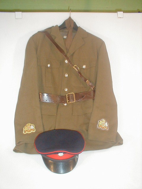 Appraisal: A Sgt Major's Army uniform