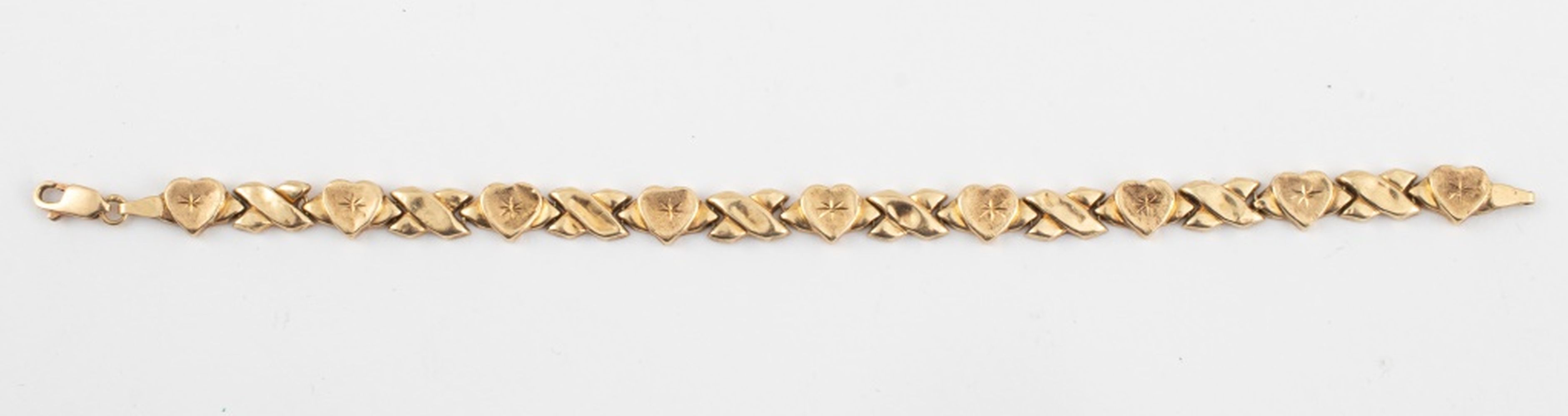 Appraisal: K YELLOW GOLD BRACELET K yellow gold bracelet brightly polished