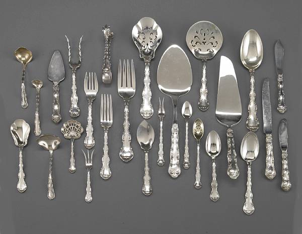 Appraisal: An American sterling one hundred and one piece flatware setGorhamStrasbourg