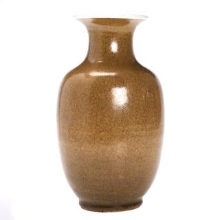 Appraisal: Chinese tea dust glaze porcelain vase Chinese tea dust glaze