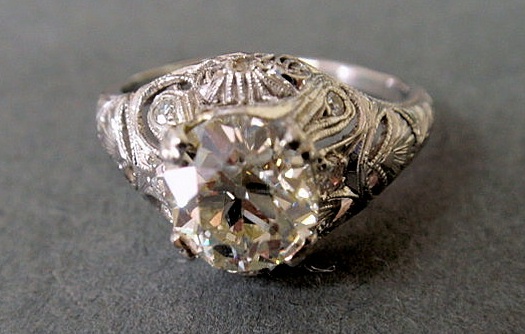 Appraisal: Ladies diamond ring in a platinum filigree setting with an