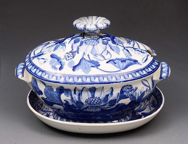 Appraisal: A WEDGWOOD BLUE AND WHITE SMALL TUREEN COVER AND STAND