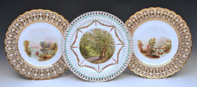 Appraisal: A PAIR OF MINTON PORCELAIN CABINET PLATES each painted with