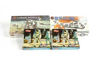 Appraisal: Airfix a small group of Space related Sets and Kits