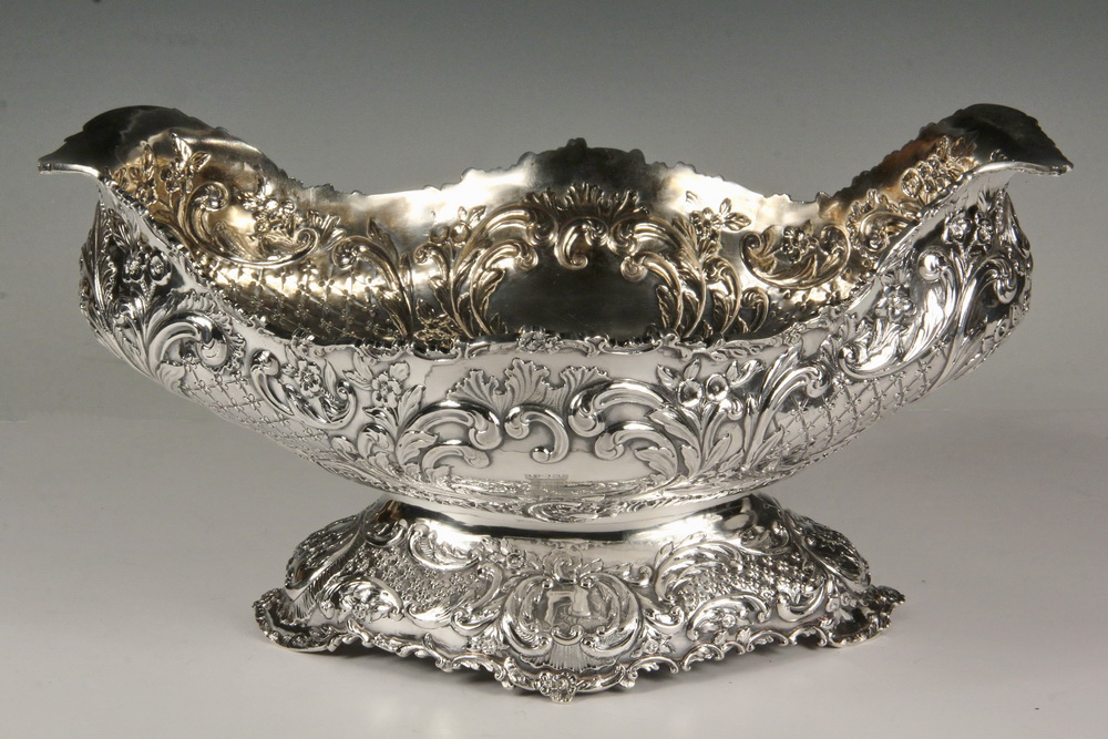 Appraisal: CENTER BOWL - English Sterling Silver Footed Centerpiece Bowl by