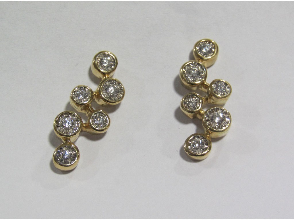 Appraisal: Pair of ct gold six stone diamond zig zag drop