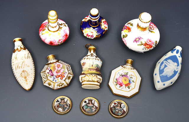 Appraisal: A COLLECTION OF EIGHT TH CENTURY ENGLISH PORCELAIN SCENT BOTTLES