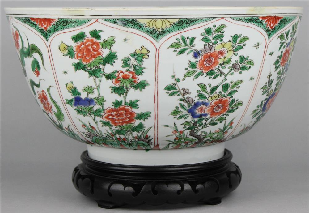 Appraisal: CHINESE FAMILLE VERTE LARGE BOWL th C the exterior painted