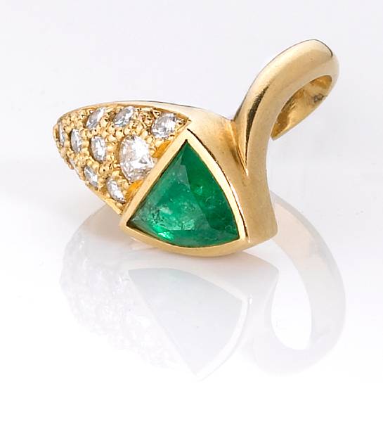 Appraisal: An emerald diamond and k gold ring size