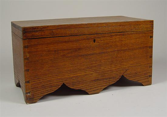 Appraisal: Dovetailed Oak Box Late 's Scalloped skirt and dovetailed sides