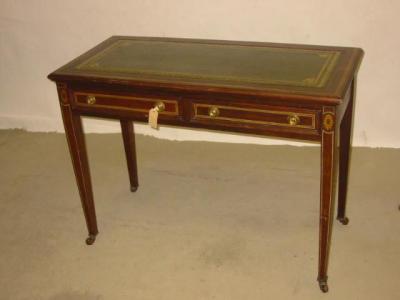 Appraisal: A LADY'S VICTORIAN MAHOGANY WRITING TABLE of oblong form moulded