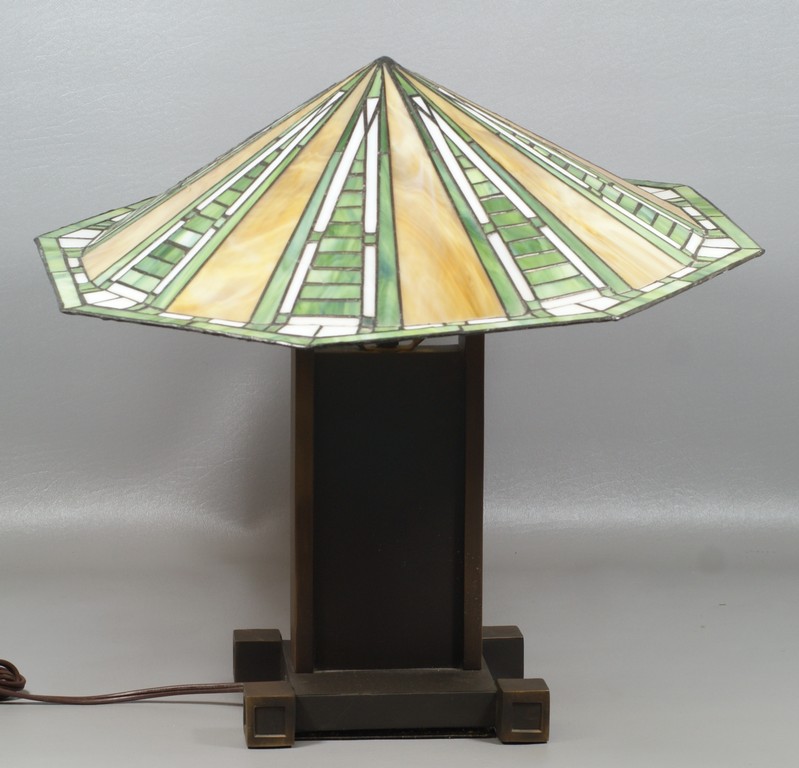 Appraisal: Frank Lloyd Wright Collection Leaded Glass Table Lamp approx high